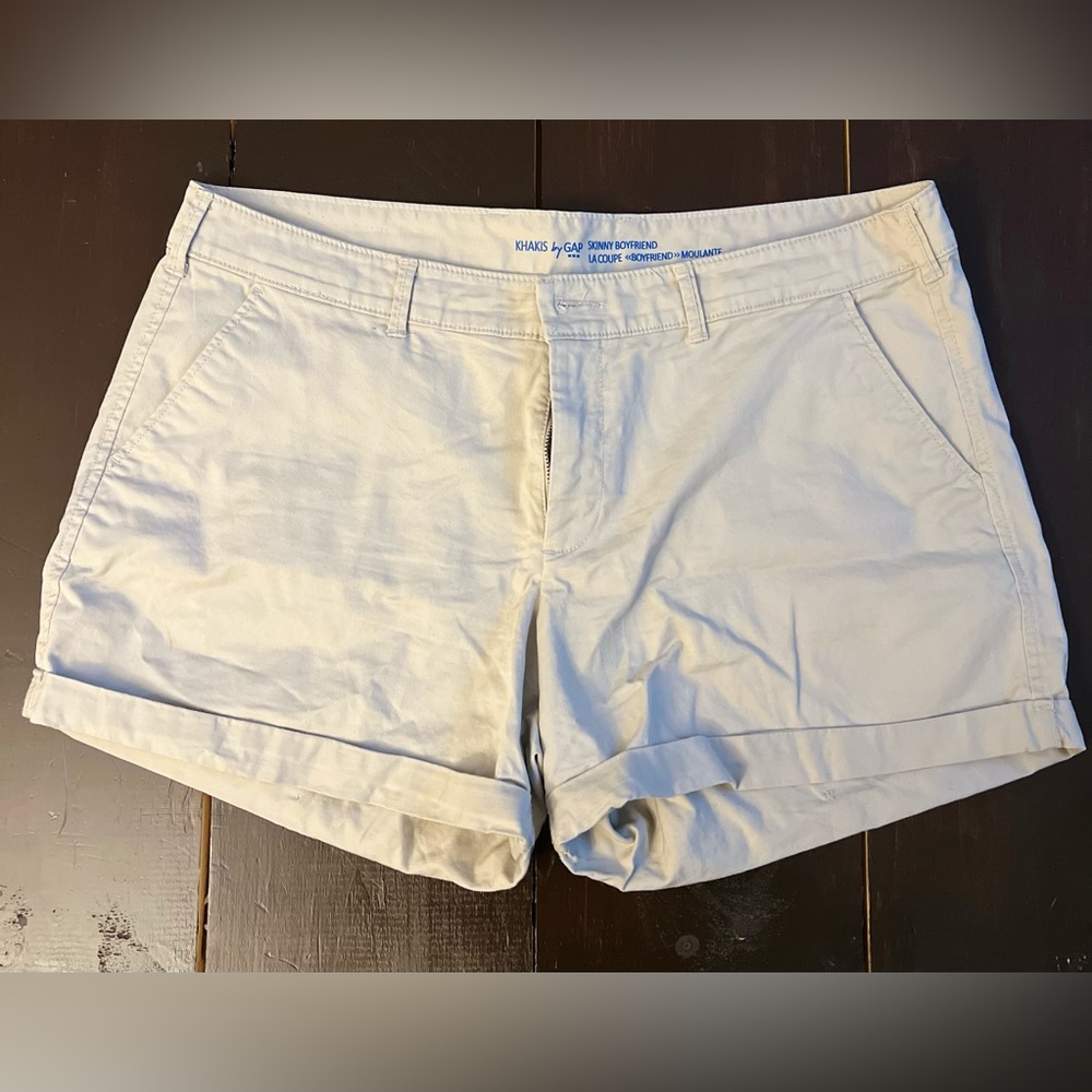 Khakis by GAP Skinny Boyfriend Shorts